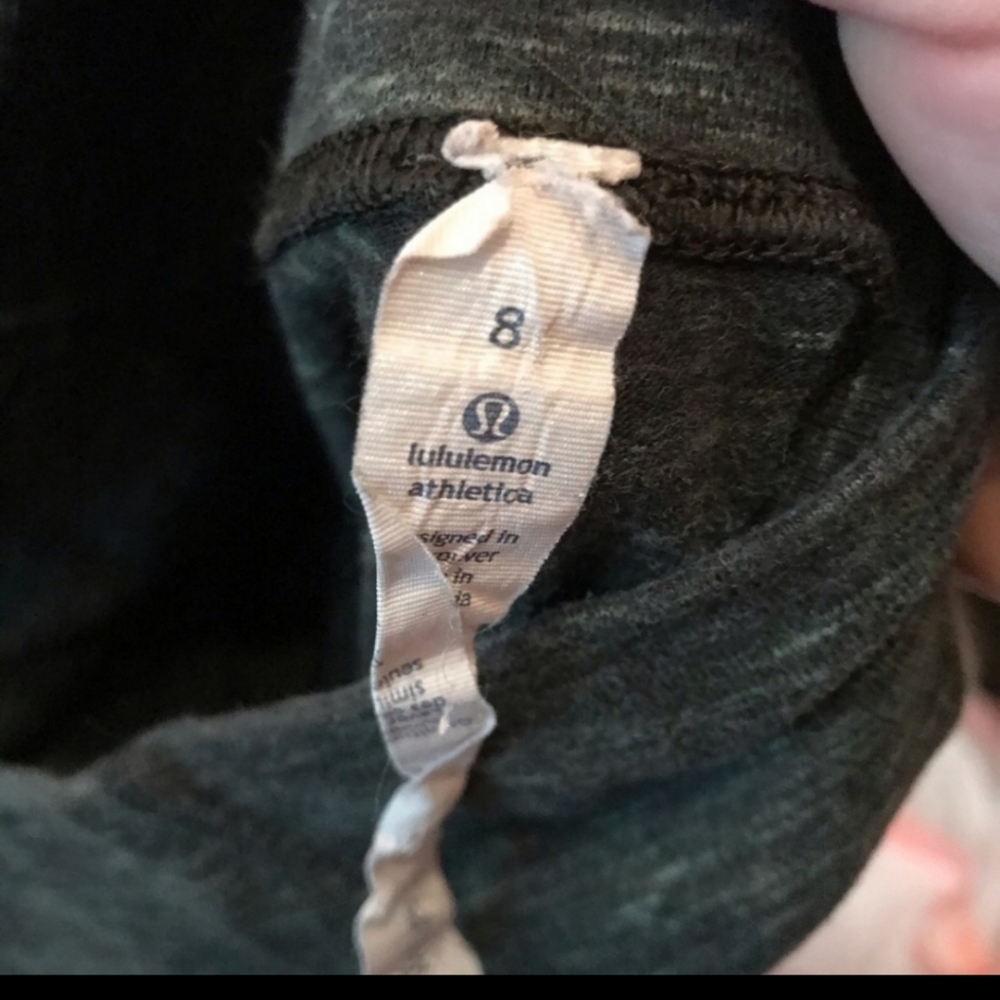 Lululemon🍋☆ High Rise Cotton Gator Green Crop - Picture 3 of 4